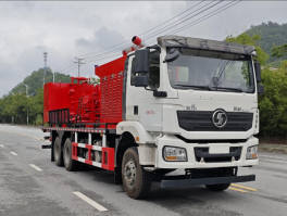 压裂车