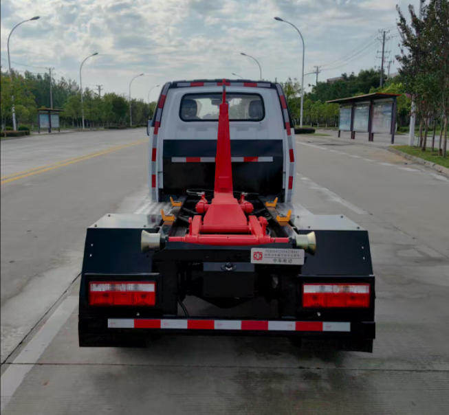 中國中車牌TEG5041ZXXAZCBEV1純電動車廂可卸式垃圾車公告圖片