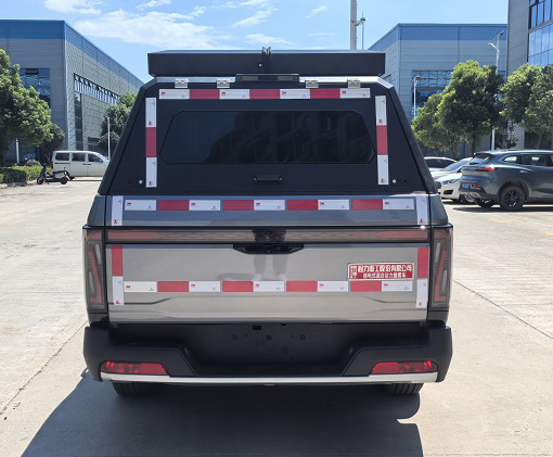 程力重工牌CLH5030XZHPHEV插電式混合動(dòng)力指揮車(chē)公告圖片