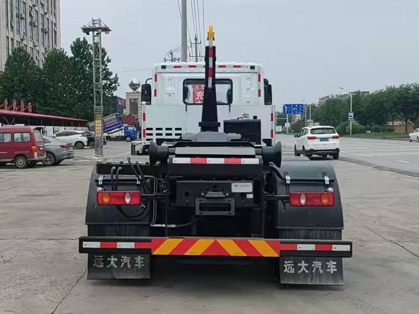 衡霸牌YYD5321ZXXDBEV純電動車廂可卸式垃圾車公告圖片