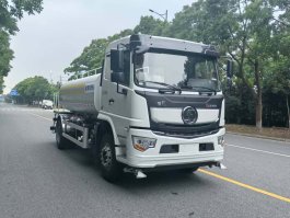 伊茵牌XBL5180GSSSX6洒水车