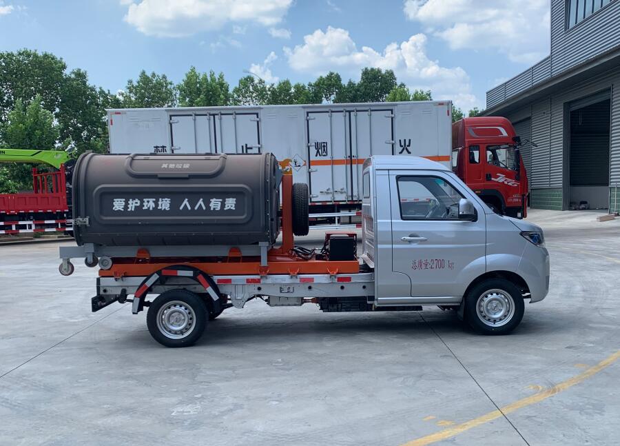 程力威牌CLW5030ZXXBEVAZW純電動車廂可卸式垃圾車公告圖片