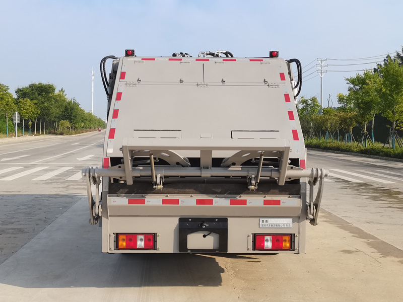 楚勝牌CSC5072ZYSJ6壓縮式垃圾車公告圖片