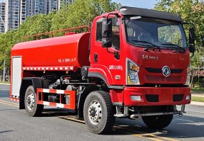 洒水车