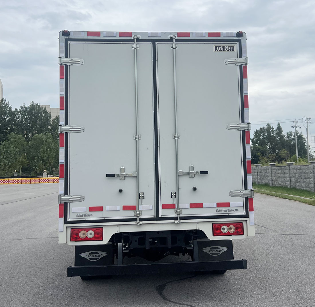 福田牌BJ5044XXY9JBA-56廂式貨車公告圖片