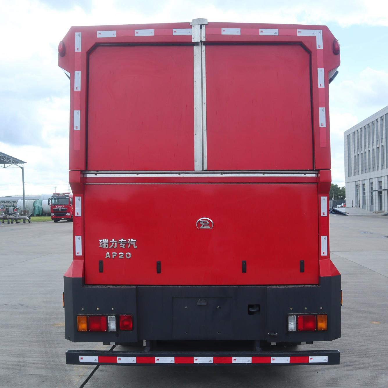 瑞力星牌RLQ5100GXFAP20/Q6壓縮空氣泡沫消防車公告圖片