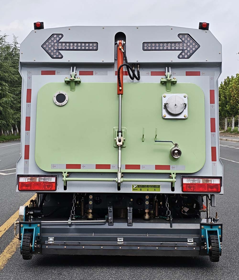 澳航同舟牌AYH5075TXCEQ6吸塵車公告圖片