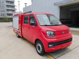纯电动装备车