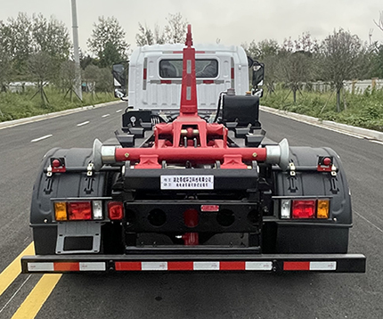 帝王環(huán)衛(wèi)牌HDW5122ZXXCDBEV純電動車廂可卸式垃圾車公告圖片