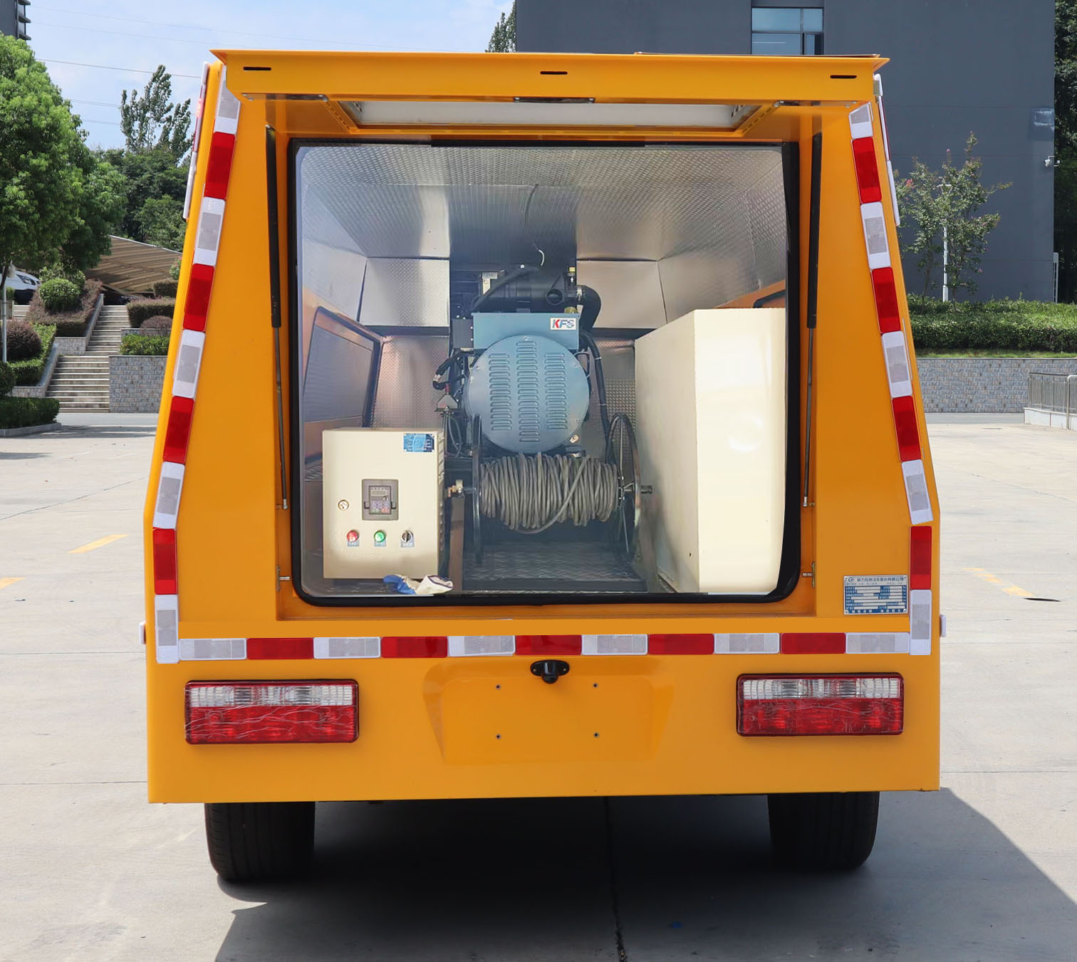 程力威牌CLW5030XDYADR電源車公告圖片