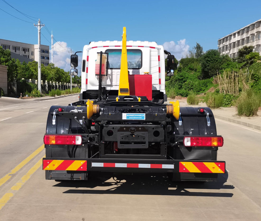 元年牌XSH5180ZXXBEVBJDS純電動(dòng)車廂可卸式垃圾車公告圖片