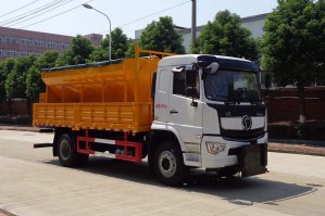 除雪车