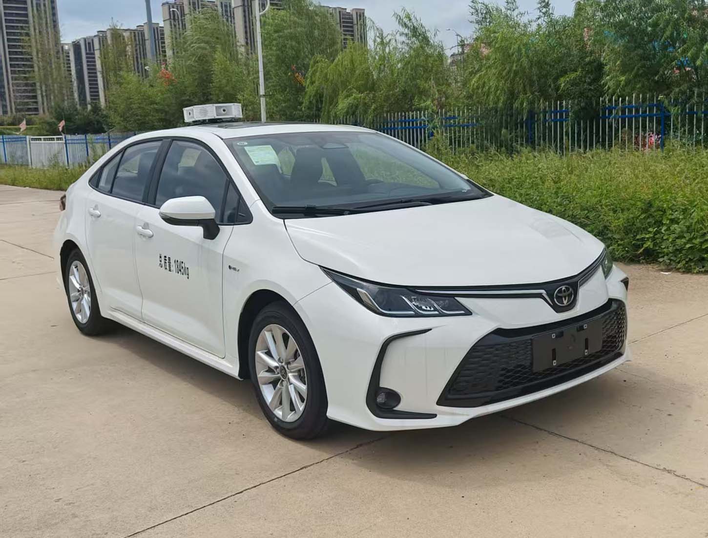 華通牌HCQ5020XZHTVHEV混合動(dòng)力指揮車