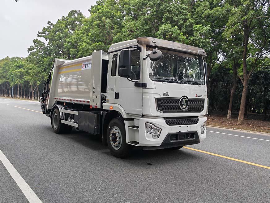 XBL5180ZYSSBEV型純電動(dòng)壓縮式垃圾車圖片