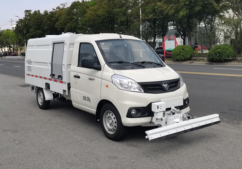 SWT5030TYHBJ6型路面養(yǎng)護車圖片