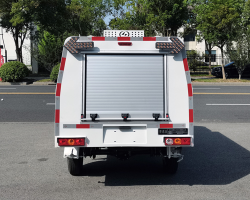 耶律潔牌SWT5030TYHBJ6路面養(yǎng)護(hù)車公告圖片