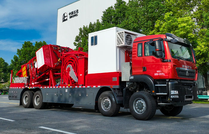 四機(jī)牌SJX5422TLG連續(xù)油管作業(yè)車