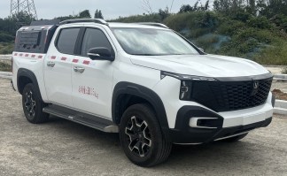 程力威牌CLW5030XZHHEV6ZK插電式增程混合動(dòng)力指揮車(chē)