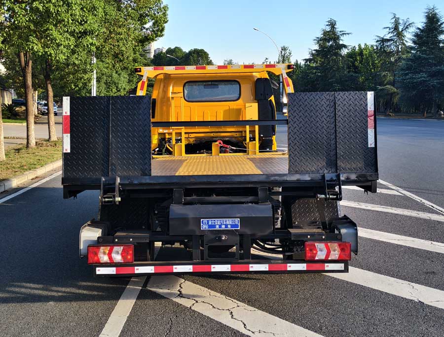 佳運(yùn)牌AJY5044TQZHFC6清障車公告圖片