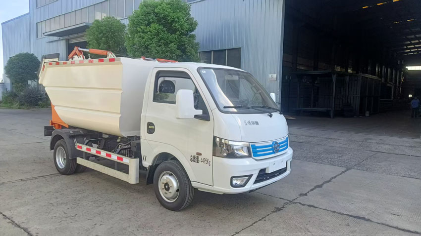 三聯(lián)牌YSY5046ZZZBEV純電動(dòng)自裝卸式垃圾車