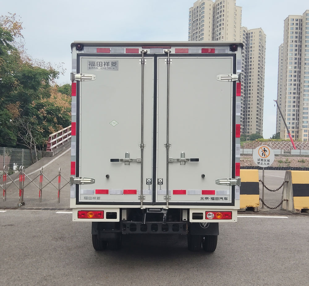 福田牌BJ5030XXY4JC7-01廂式貨車公告圖片