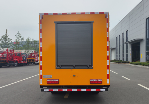 專致牌YZZ5070TPS6BW大流量排水搶險(xiǎn)車公告圖片