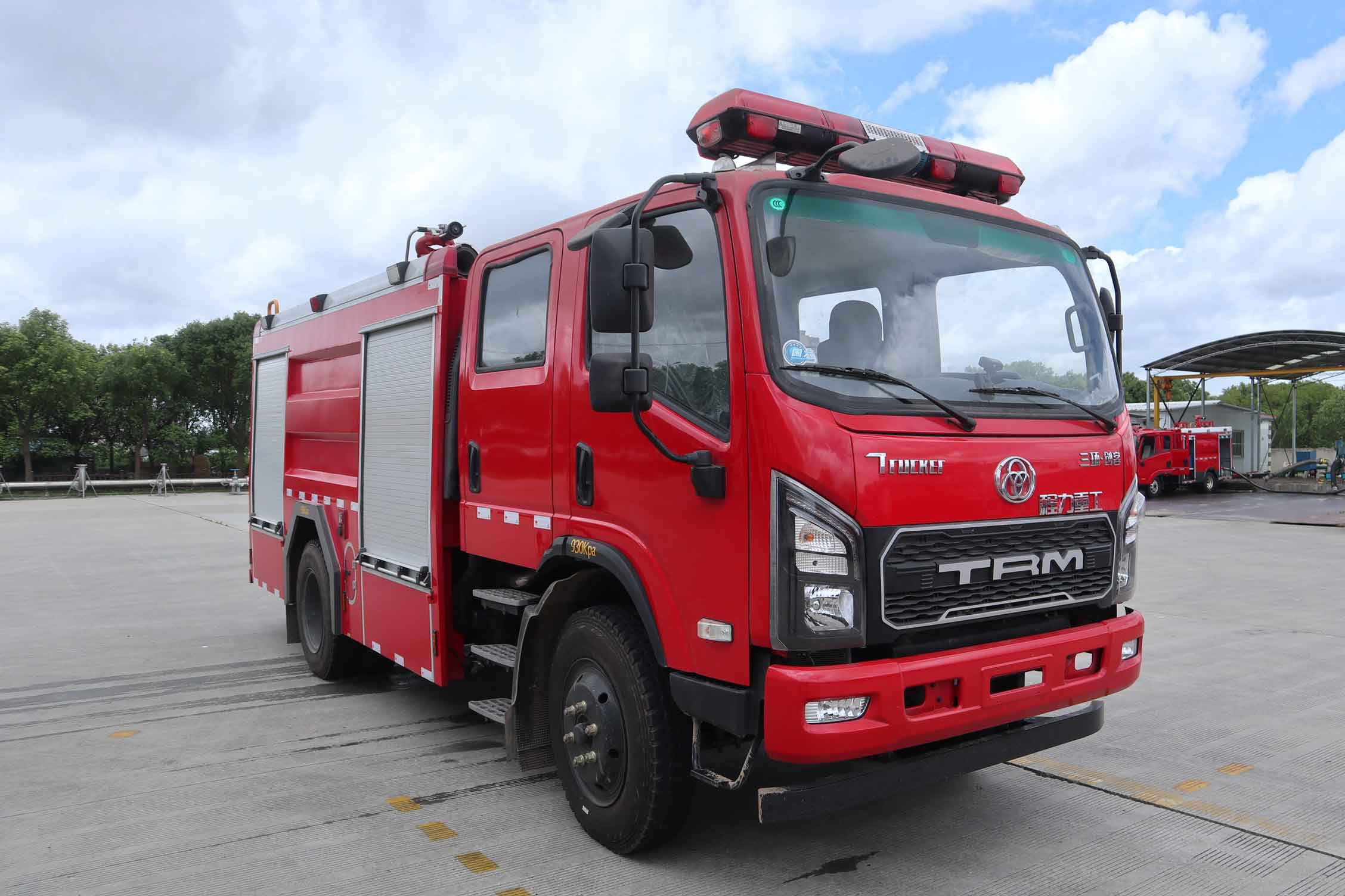 程力重工牌CLH5130GXFSG60/ST水罐消防車