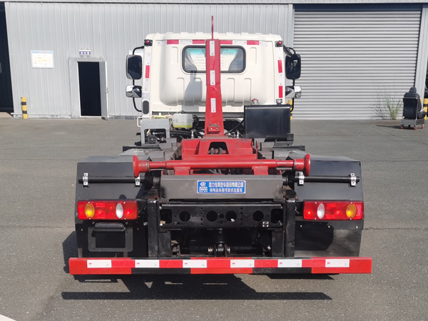 程力威牌CLW5040ZXXBEVASK純電動車廂可卸式垃圾車公告圖片