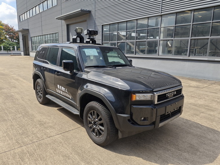 JYG5030XZHHEV型混合動力指揮車圖片