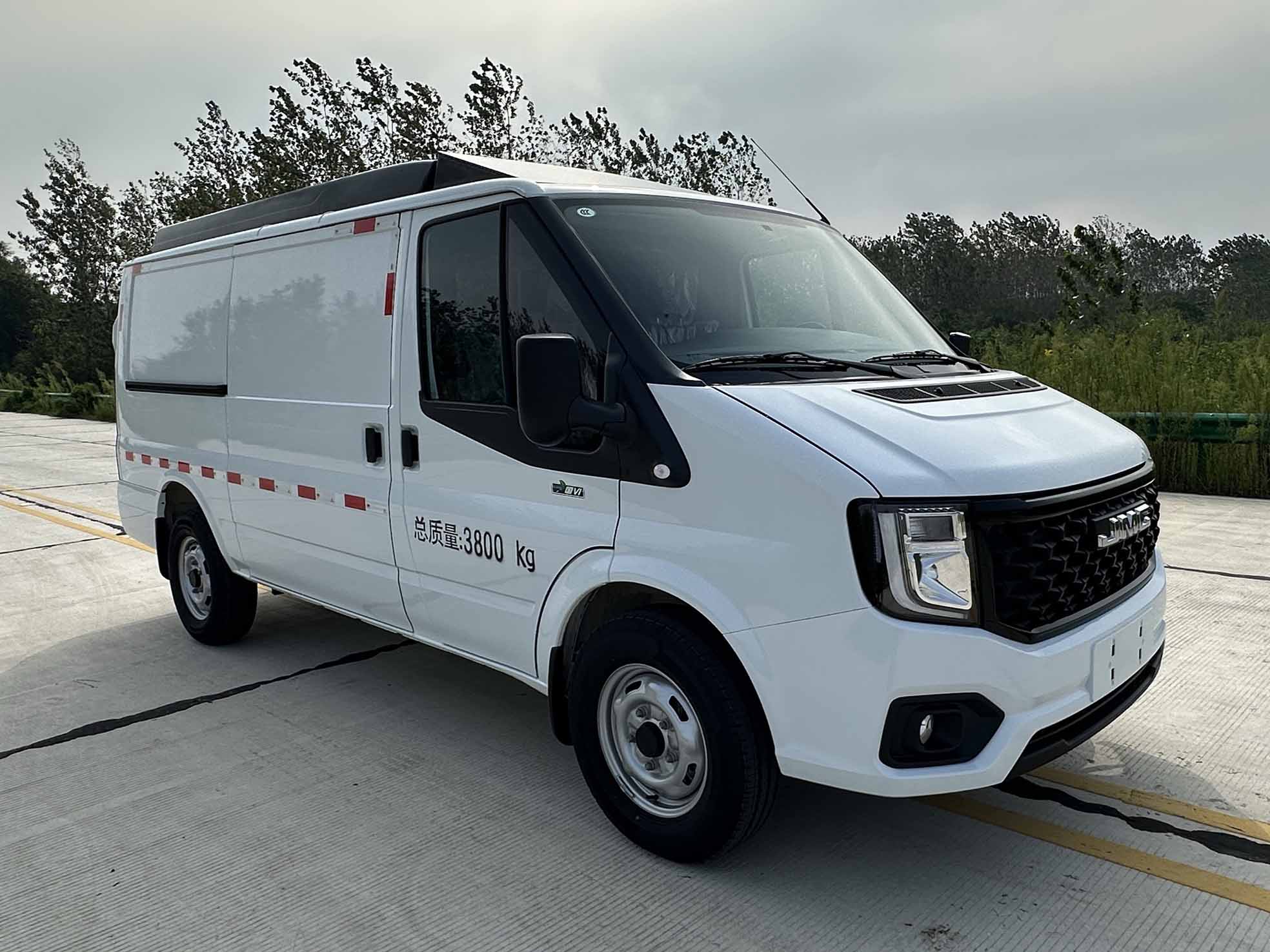 凌揚牌LYP5041TSY宿營車