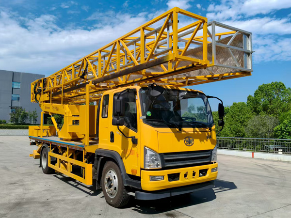 程力威牌CLW5140JQJCDP橋梁檢測車