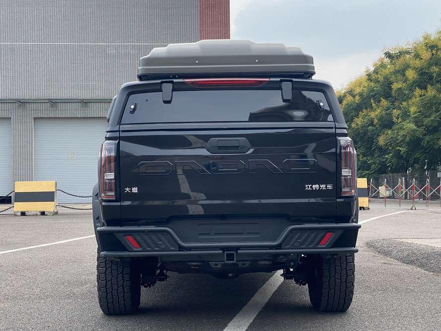 江鈴牌JX5037TSYTSFD6宿營(yíng)車(chē)公告圖片