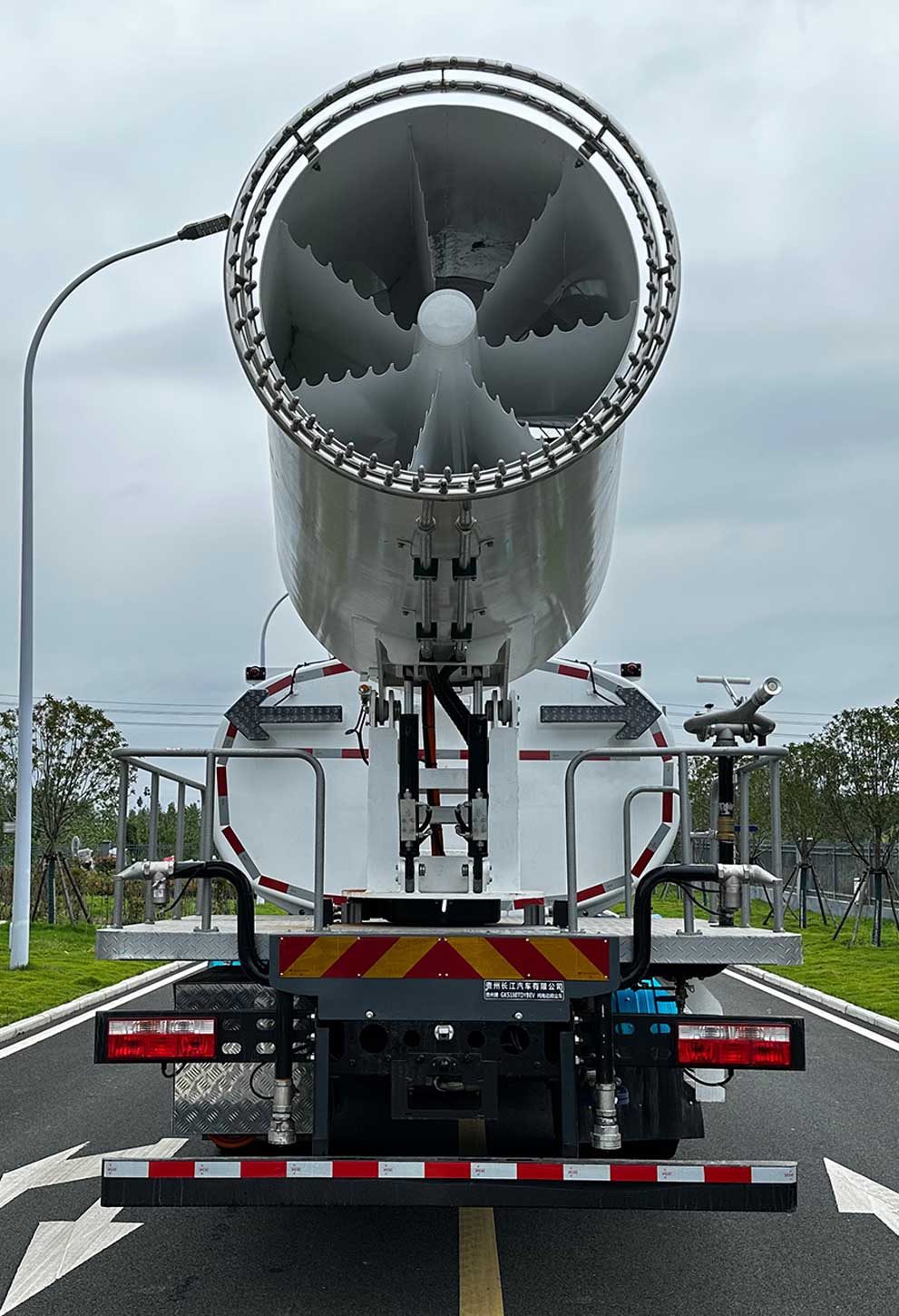 貴州牌GK5180TDYBEV純電動(dòng)多功能抑塵車公告圖片