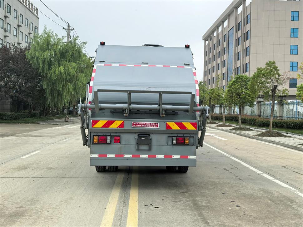 斯太隆牌HZH5140ZYSCDBEVLH純電動壓縮式垃圾車公告圖片
