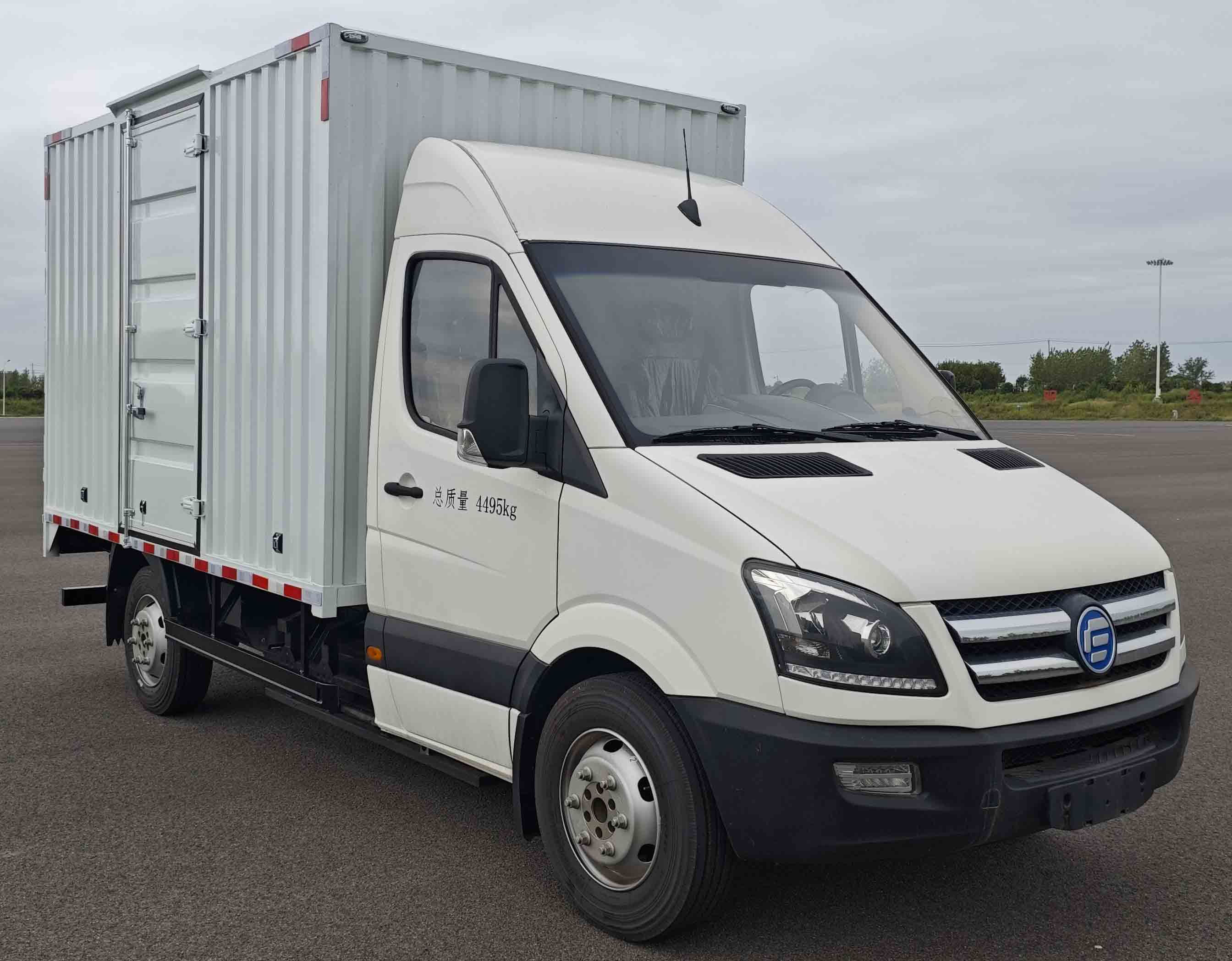 HQG5044XXYEVHTK型純電動(dòng)廂式貨車圖片