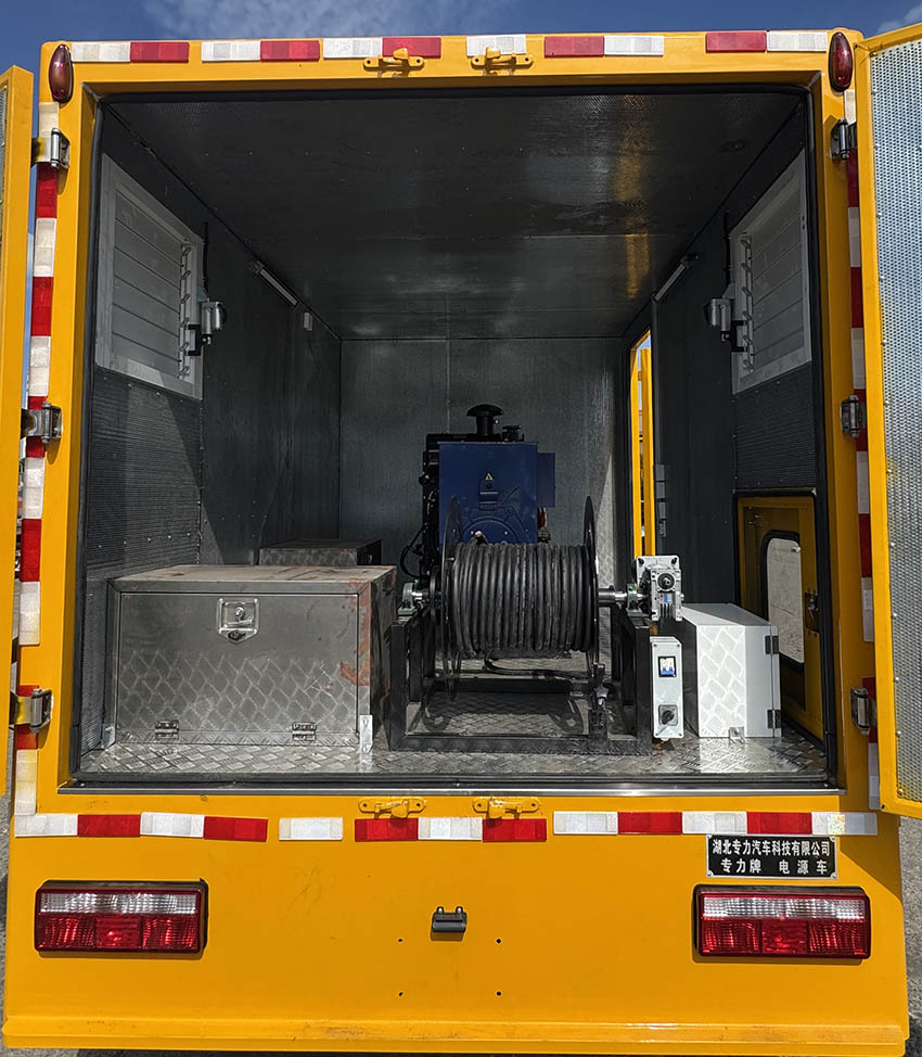 電源車圖片