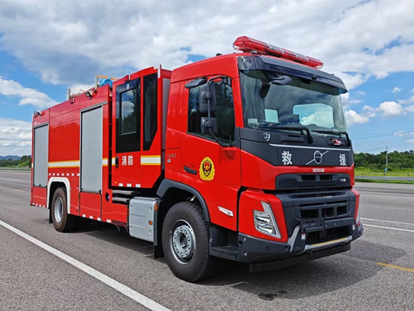 JDX5210GXFPM80/VL60型泡沫消防車圖片