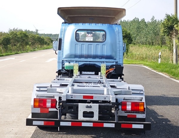 燕臺(tái)牌YTQ5042ZKXVDEV331純電動(dòng)車(chē)廂可卸式汽車(chē)公告圖片