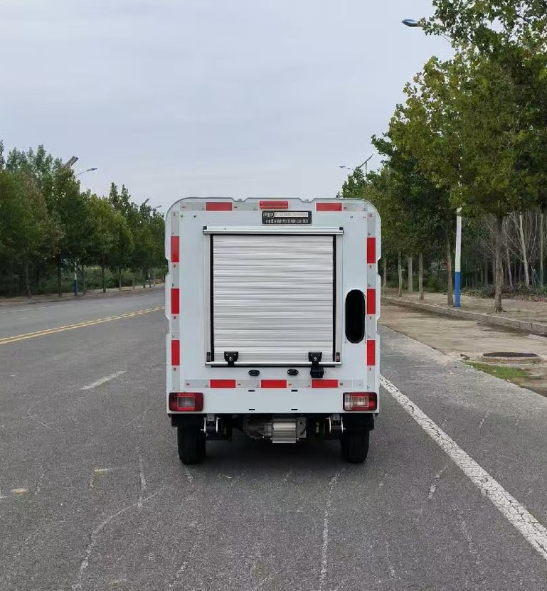 犀重牌AXZ5020TYHDLBEV純電動路面養(yǎng)護車公告圖片