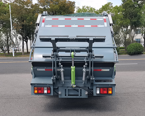 耶律潔牌SWT5072ZYSQL6壓縮式垃圾車公告圖片