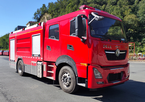 YZZ5192GXFPM80/D6型泡沫消防車圖片