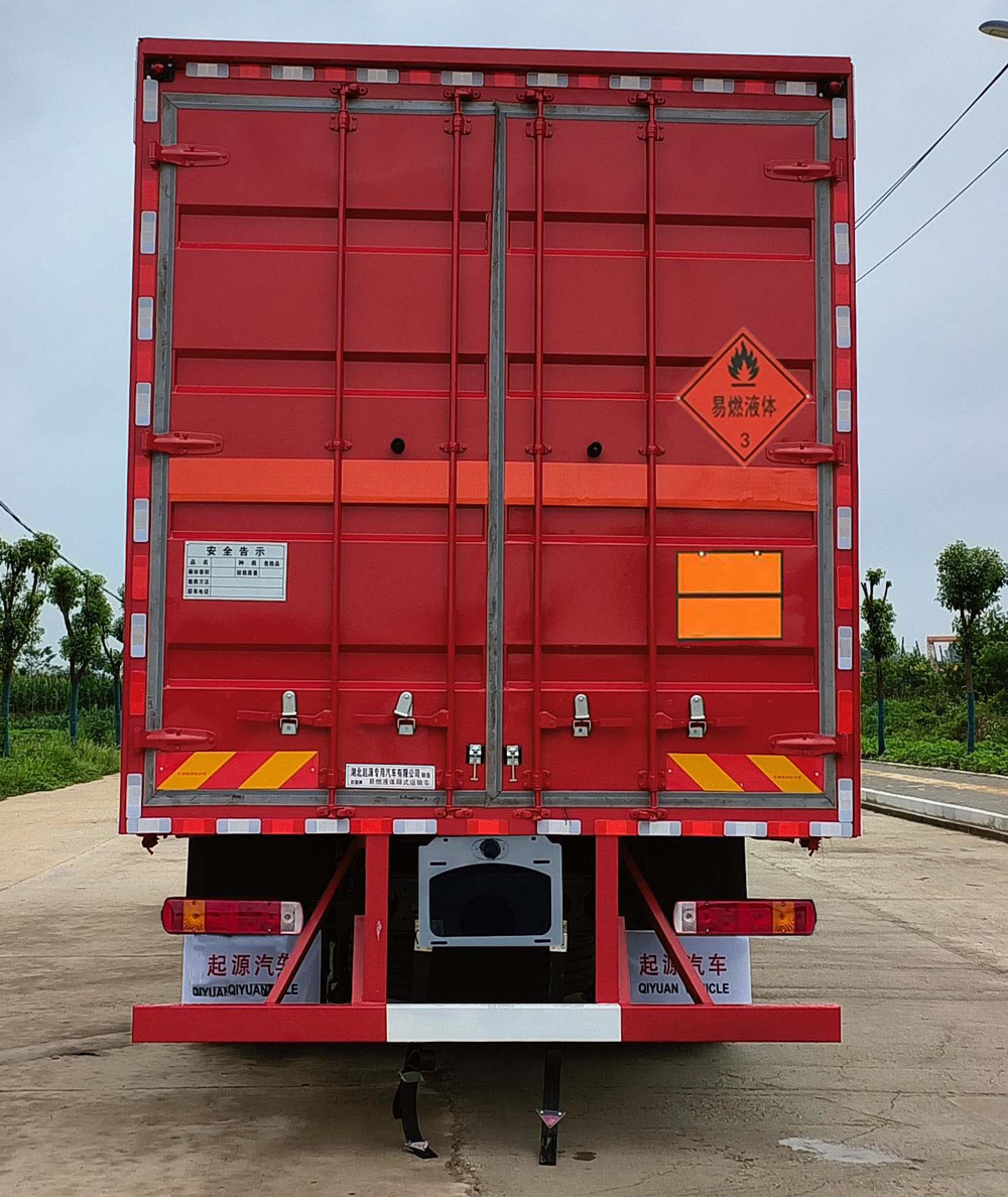百捷牌QYY5186XRYZZ6易燃液體廂式運(yùn)輸車公告圖片