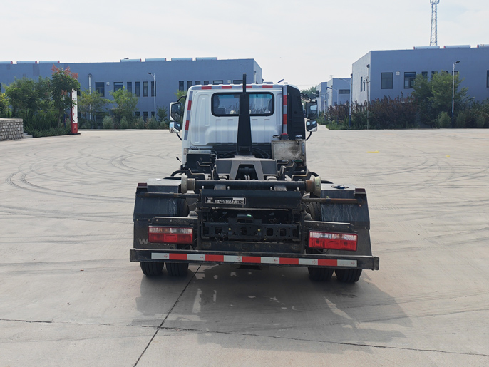 飛碟牌FD5042ZXXW63K6-1車廂可卸式垃圾車公告圖片