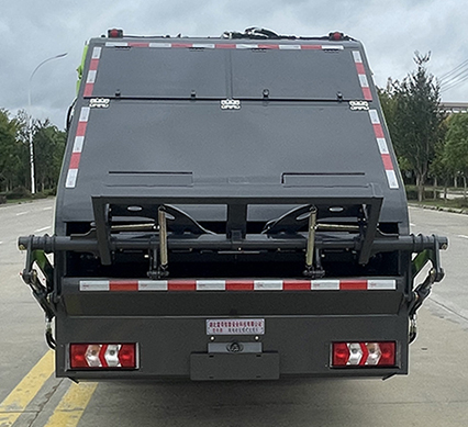 楚帝牌DCD5070ZYSXBEV純電動(dòng)壓縮式垃圾車(chē)公告圖片