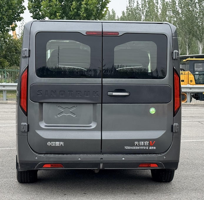 渝州牌YZ5040XSWYFFB1Z商務(wù)車公告圖片
