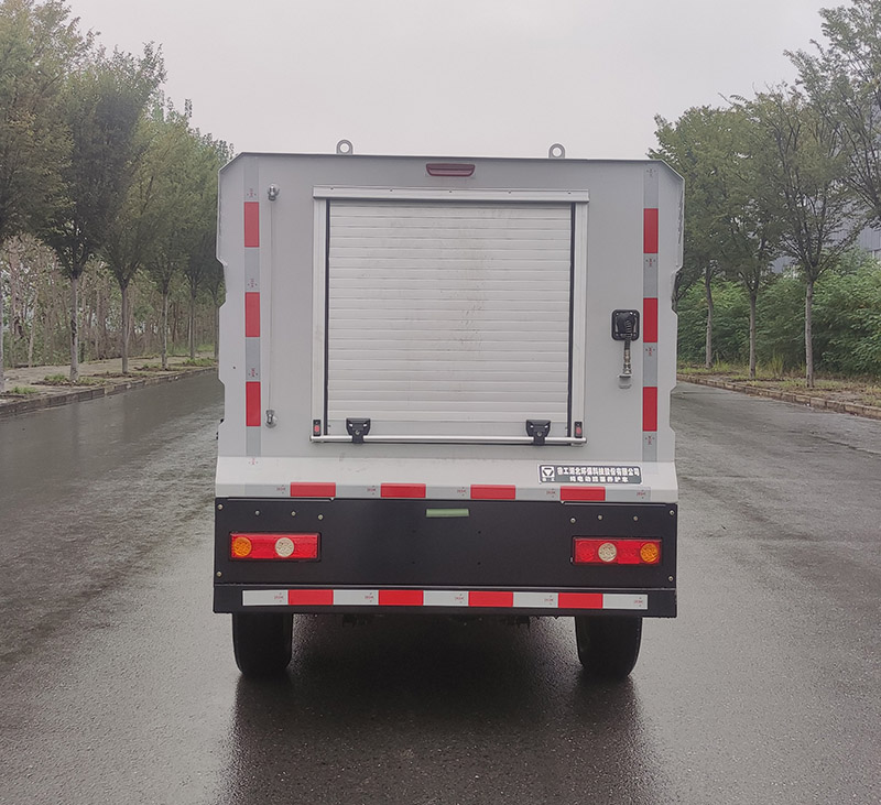 徐工牌DXA5030TYHDBEV純電動(dòng)路面養(yǎng)護(hù)車公告圖片