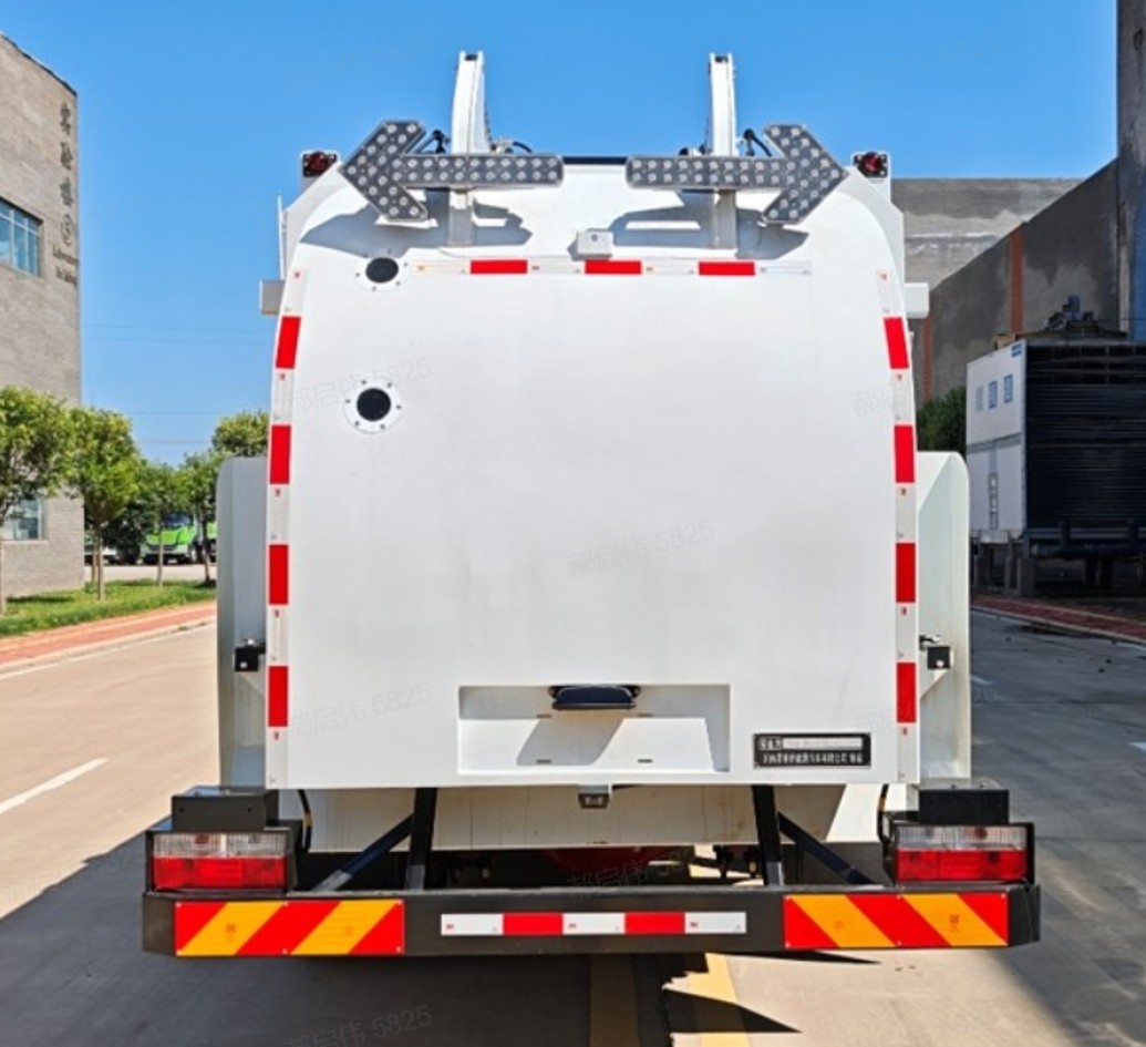 犀重牌AXZ5120TCADFBEV純電動餐廚垃圾車公告圖片