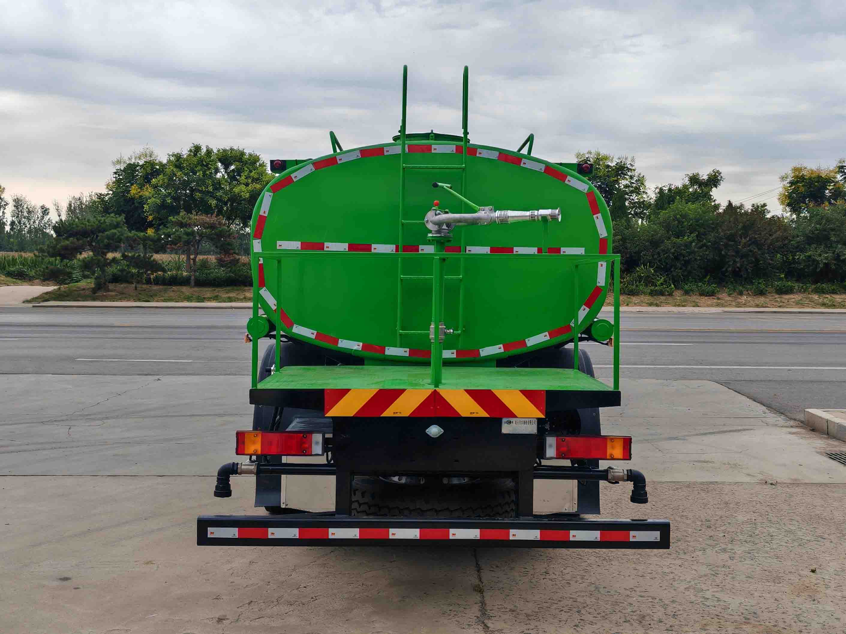 衡霸牌YYD5250GQXDBEV純電動清洗車公告圖片