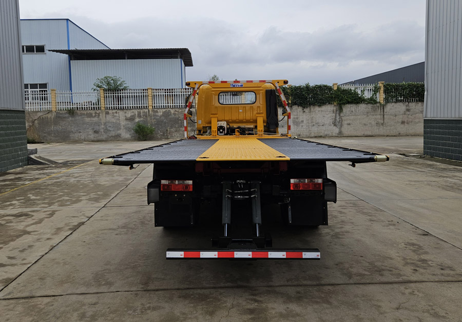 佳運(yùn)牌AJY5120TQZEQ6清障車公告圖片