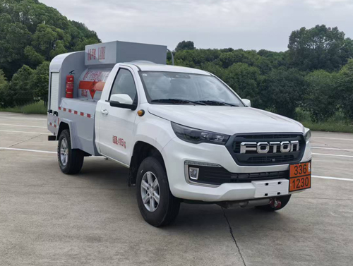 TWY5040GRYBJ6型易燃液體罐式運(yùn)輸車(chē)圖片